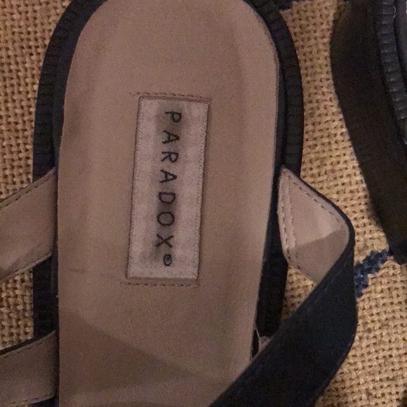 Vintage Leather Sandals - Picture 4 of 11